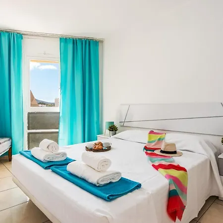 Апартаменты Wonderful Location, Close To The Beach