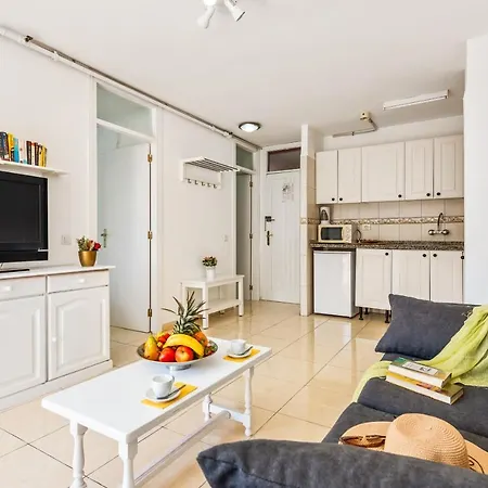 Wonderful Location, Close To The Beach * Арона