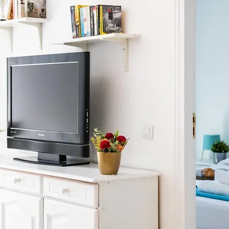 Wonderful Location, Close To The Beach Арона