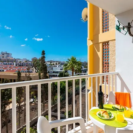 Апартаменты Wonderful Location, Close To The Beach